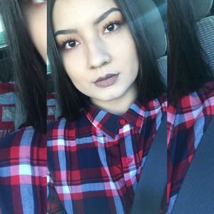 Meet your Posher, Ash